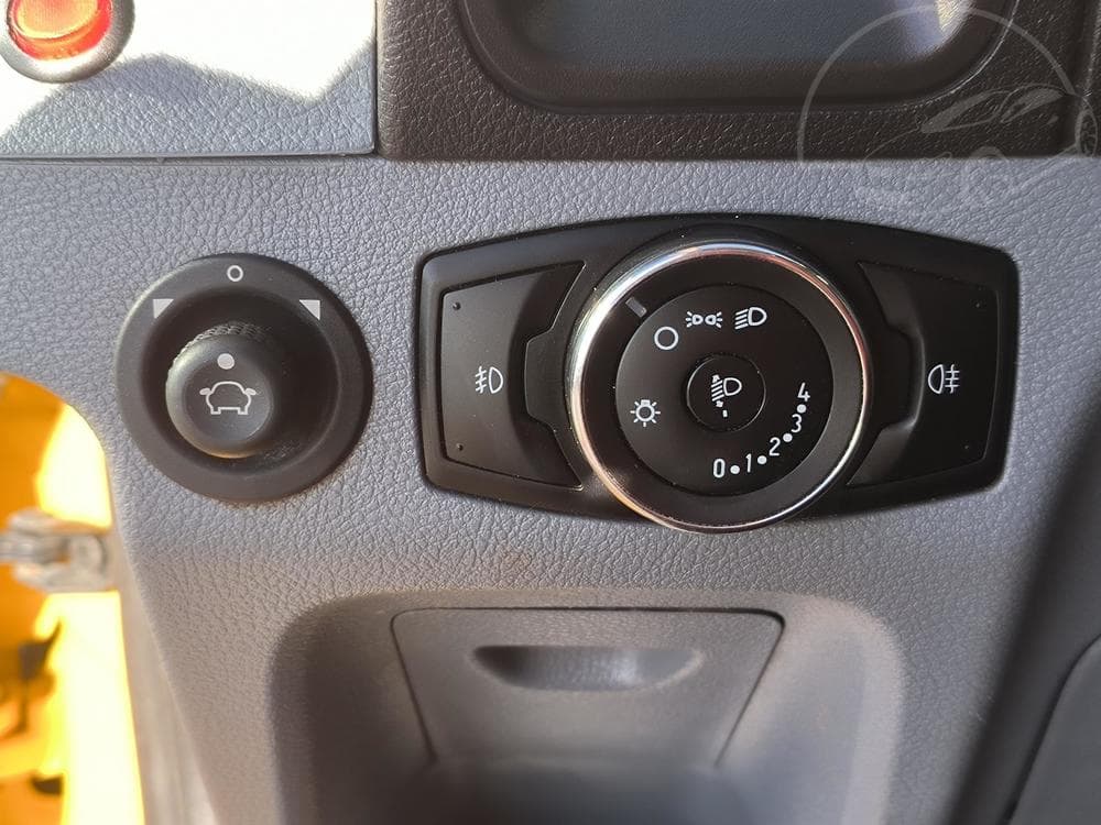 2019 Ford TRANSIT - 18