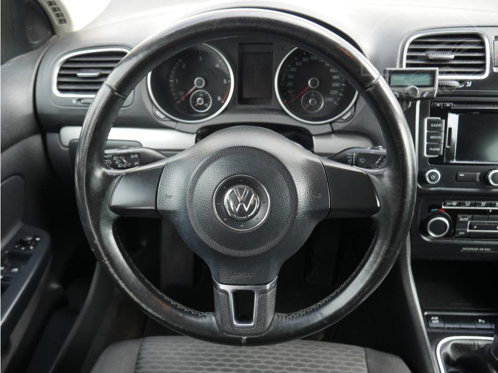 2013 Volkswagen GOLF - 14