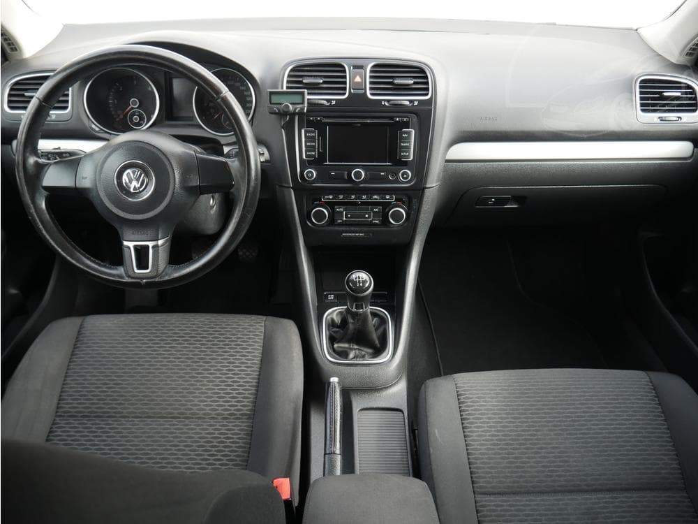2013 Volkswagen GOLF - 8