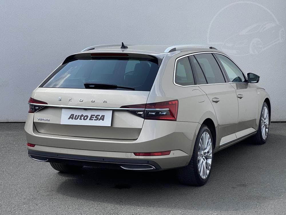 2022 Škoda SUPERB - 13