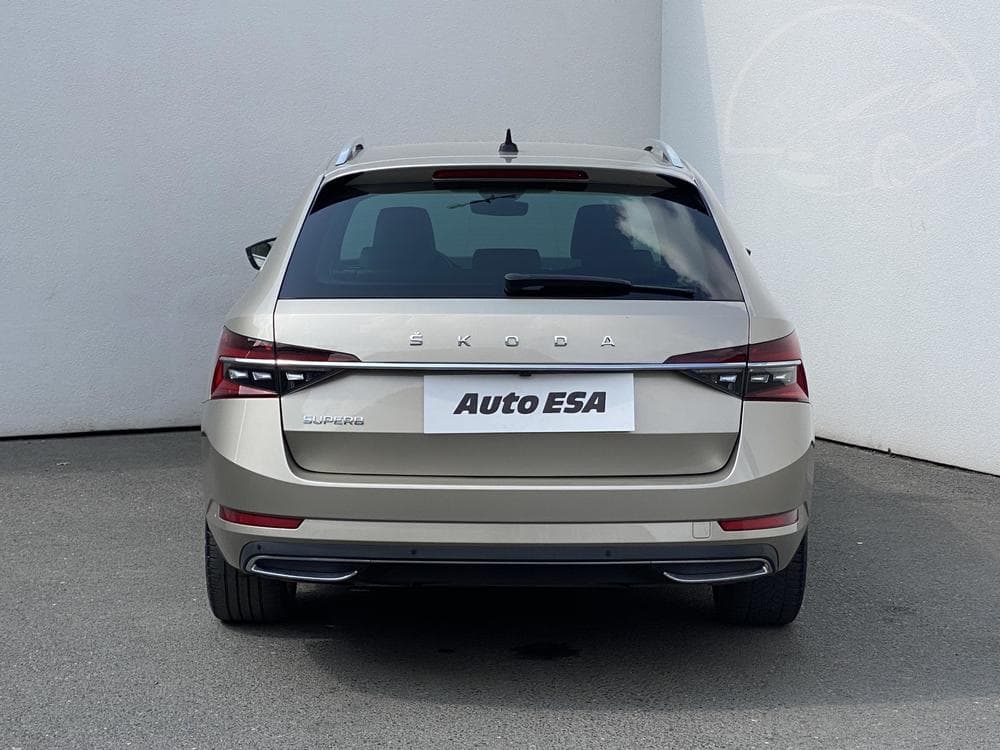 2022 Škoda SUPERB - 17
