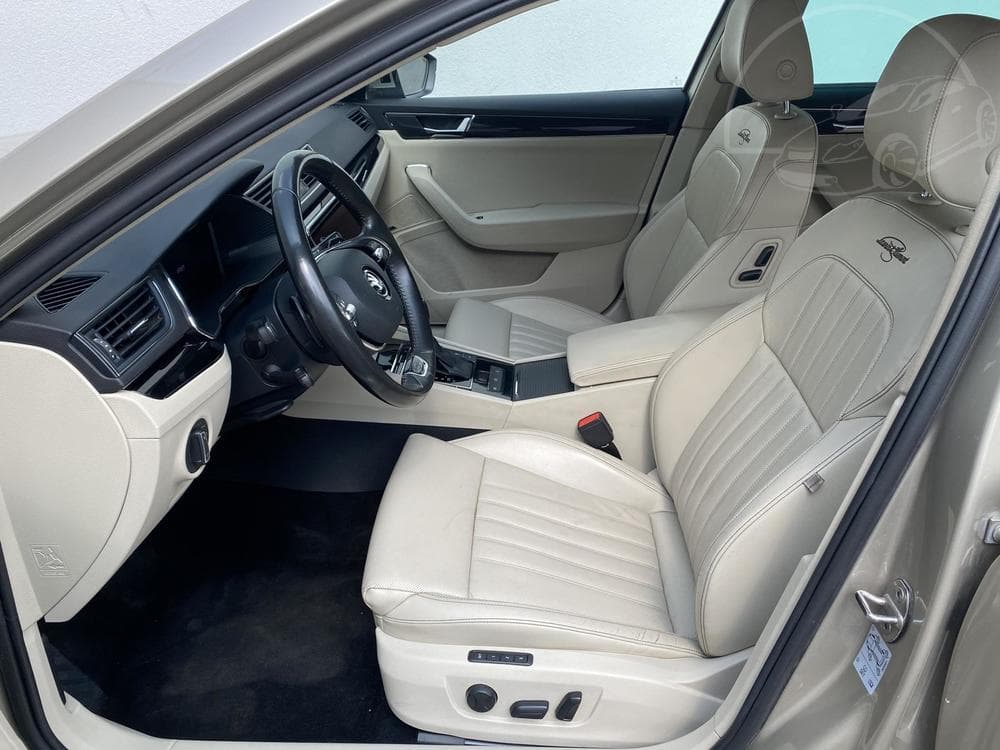 2022 Škoda SUPERB - 33