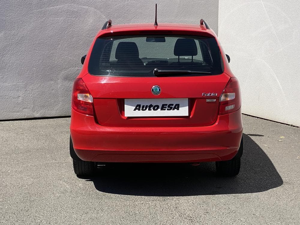 2011 Škoda FABIA - 9