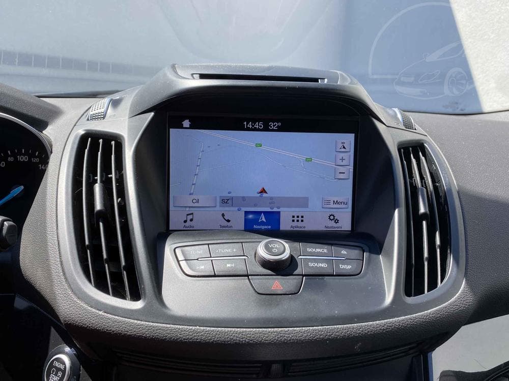 2019 Ford KUGA - 18