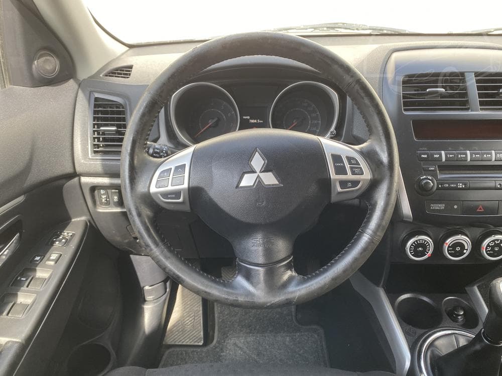 2010 Mitsubishi ASX - 21
