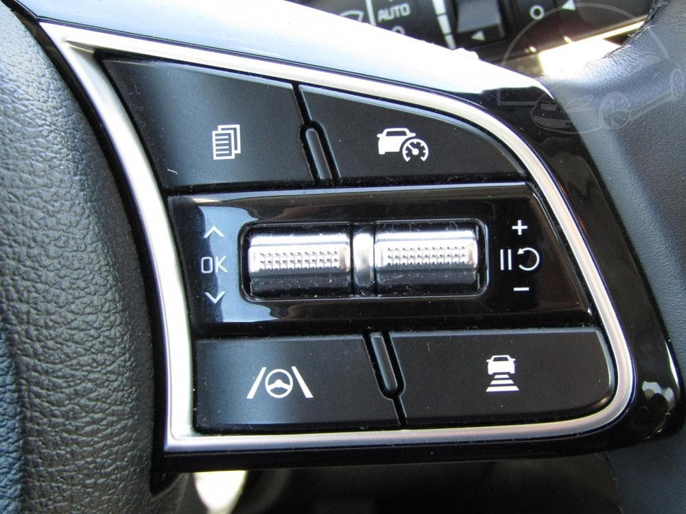 2023 Kia XCEED - 23