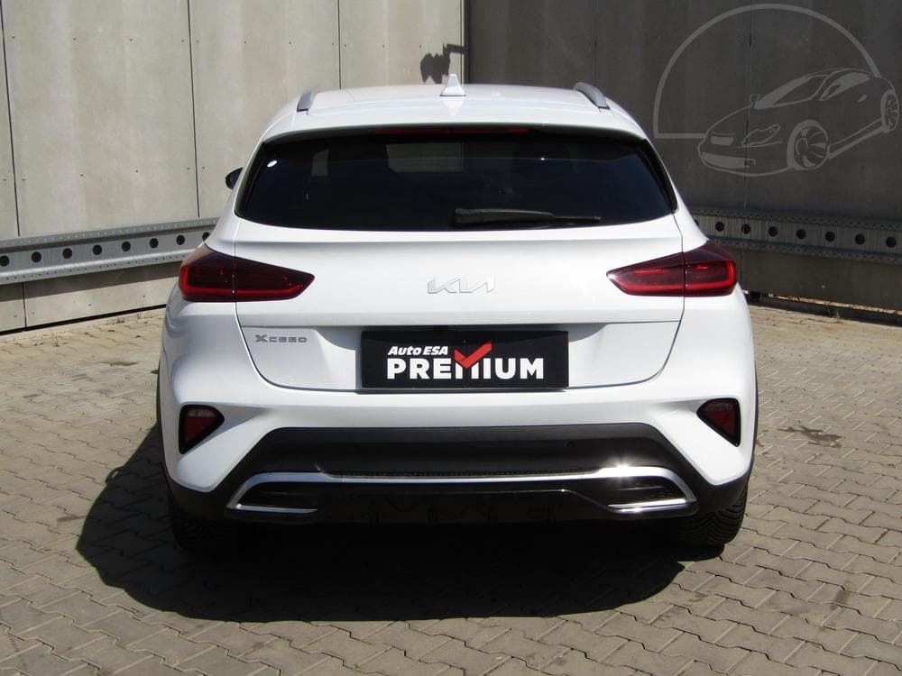 2023 Kia XCEED - 9