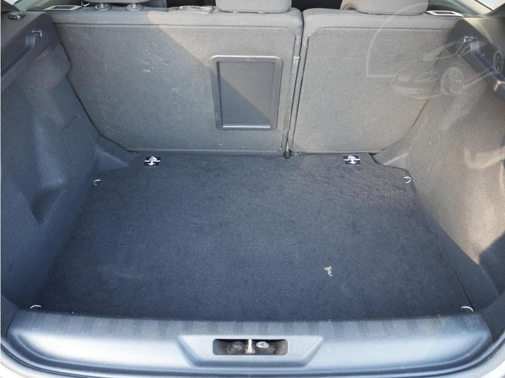 2015 Peugeot 308 - 7