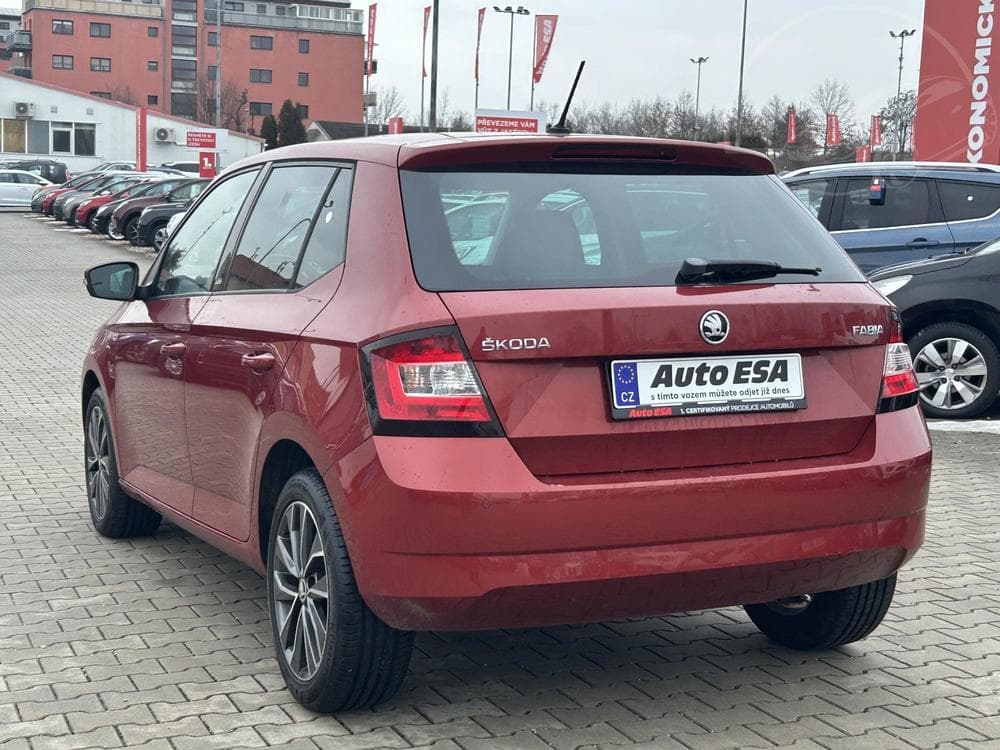 2015 Škoda FABIA - 11
