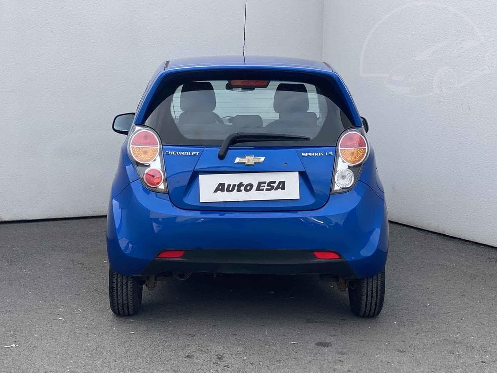 2011 Chevrolet SPARK - 5