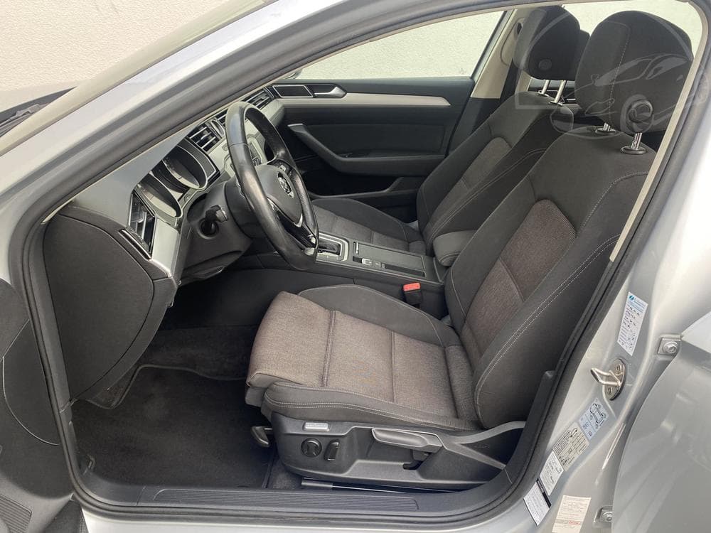 2016 Volkswagen PASSAT - 41