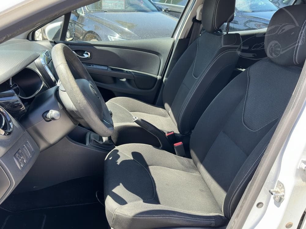 2013 Renault CLIO - 9