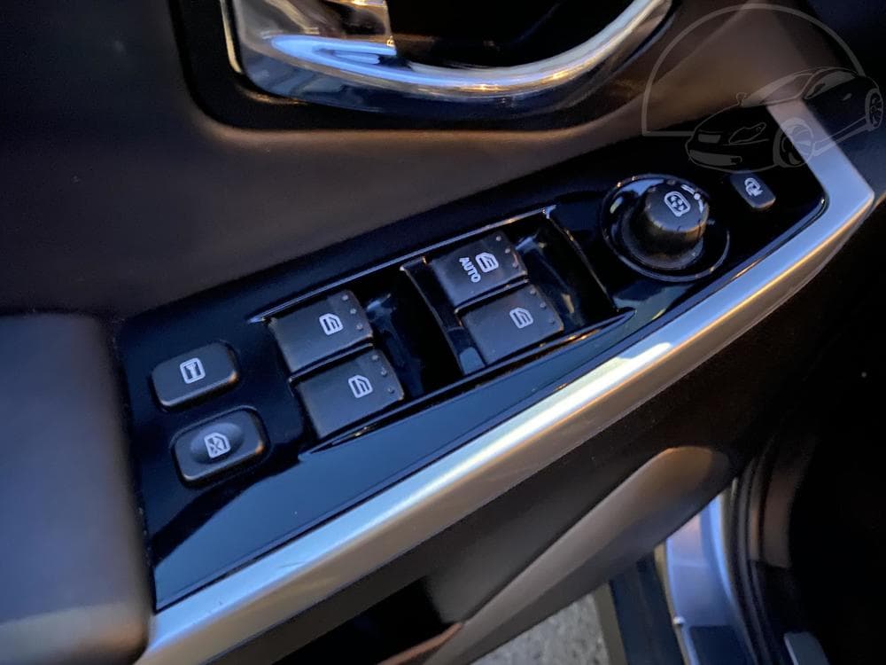 2015 SsangYong KORANDO - 11
