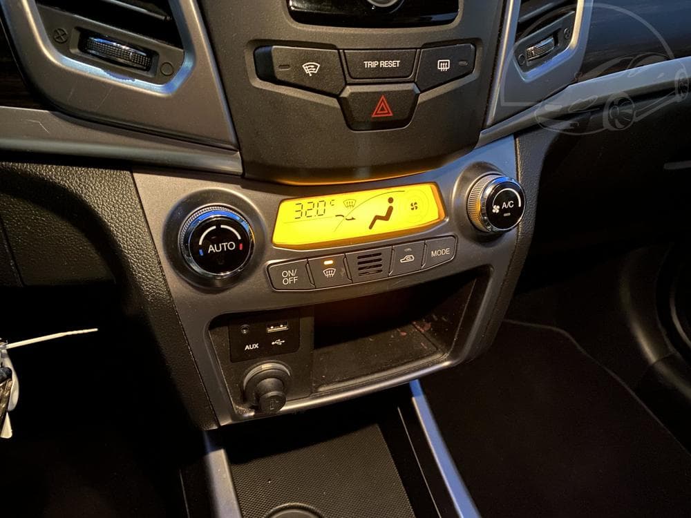 2015 SsangYong KORANDO - 16