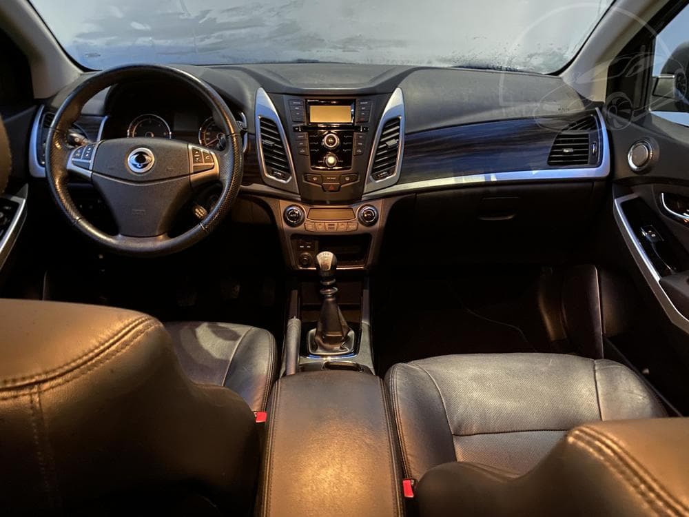 2015 SsangYong KORANDO - 8