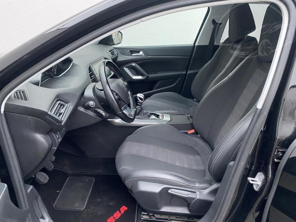 2019 Peugeot 308 - 9
