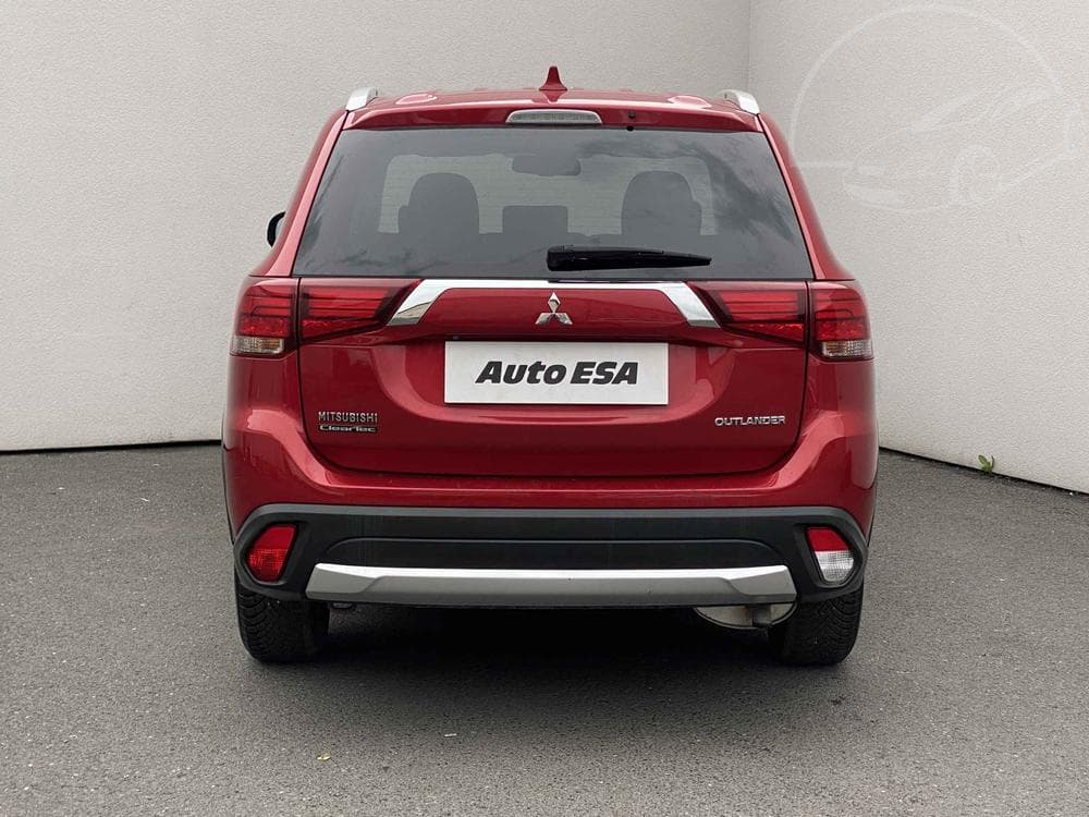 2017 Mitsubishi OUTLANDER - 5