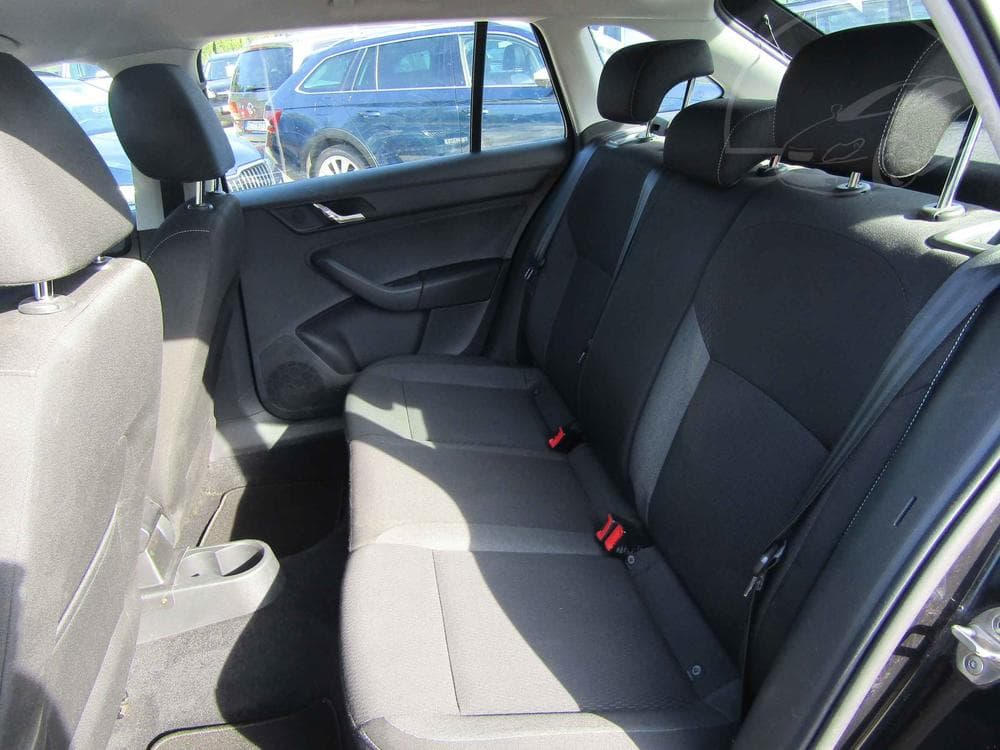 2015 Škoda RAPID - 10