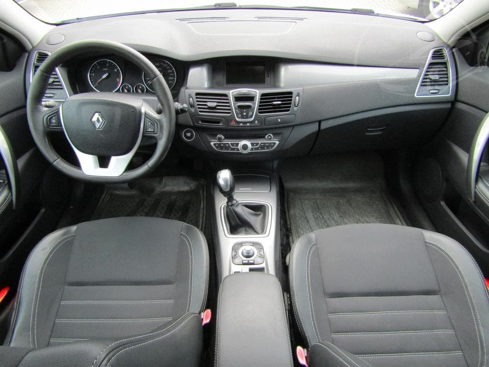 2013 Renault LAGUNA - 8
