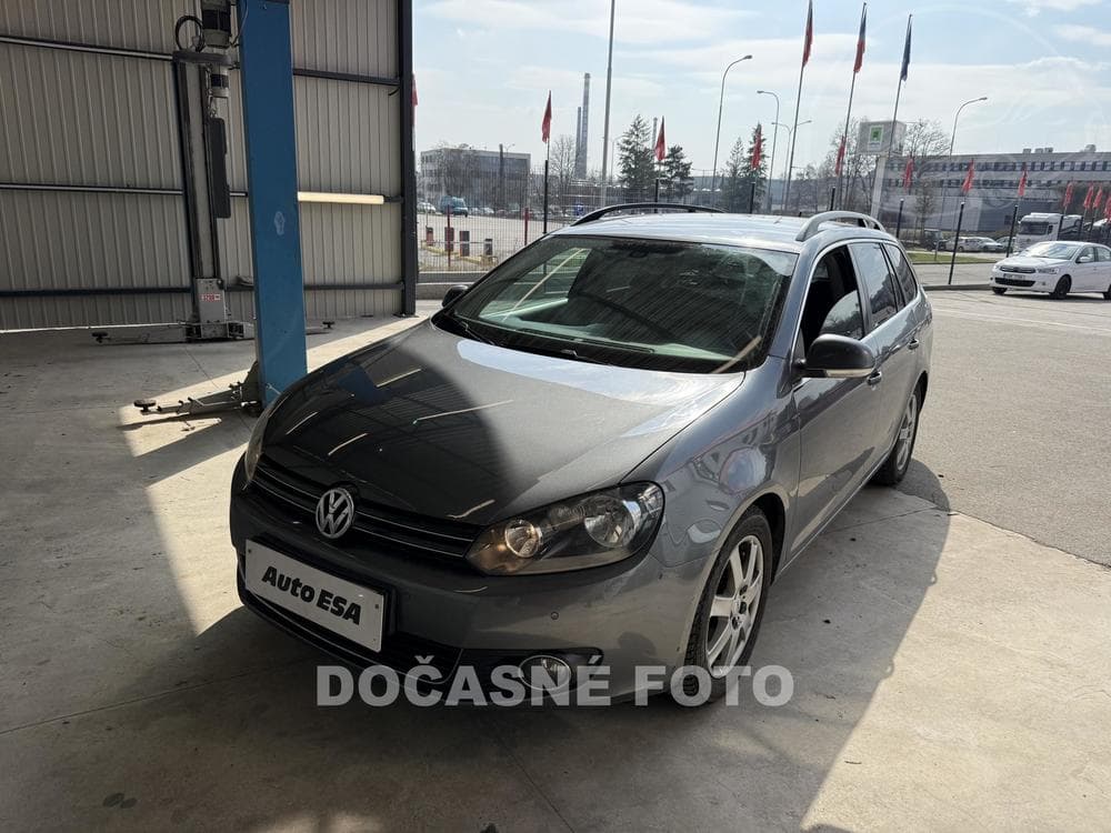 2011 Volkswagen GOLF
