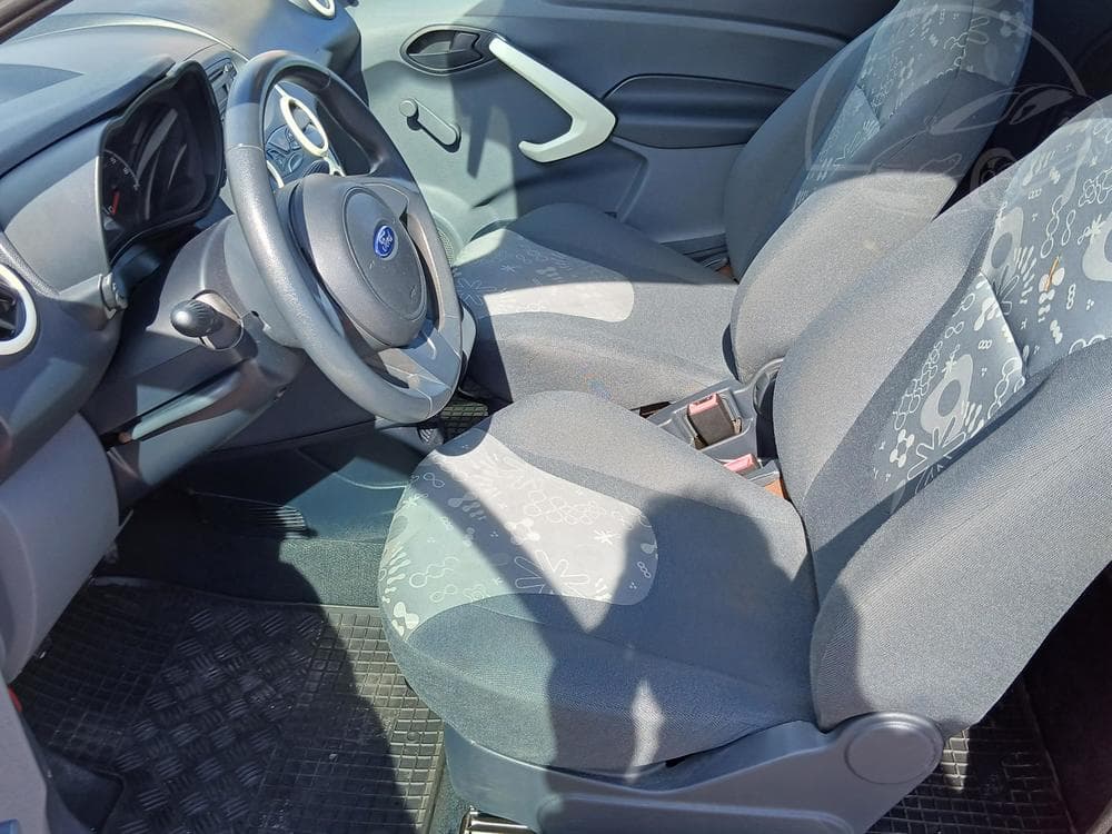 2012 Ford KA - 9