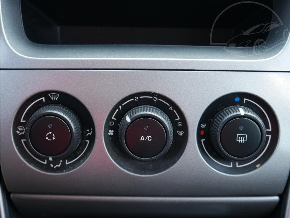 2012 Peugeot 308 - 13