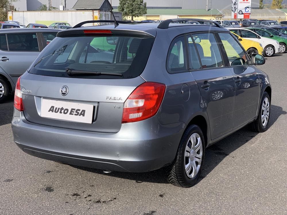 2013 Škoda FABIA - 6
