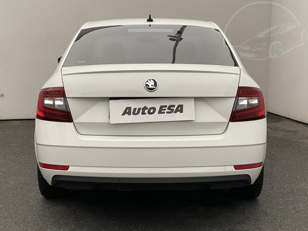 2018 Škoda OCTAVIA - 13