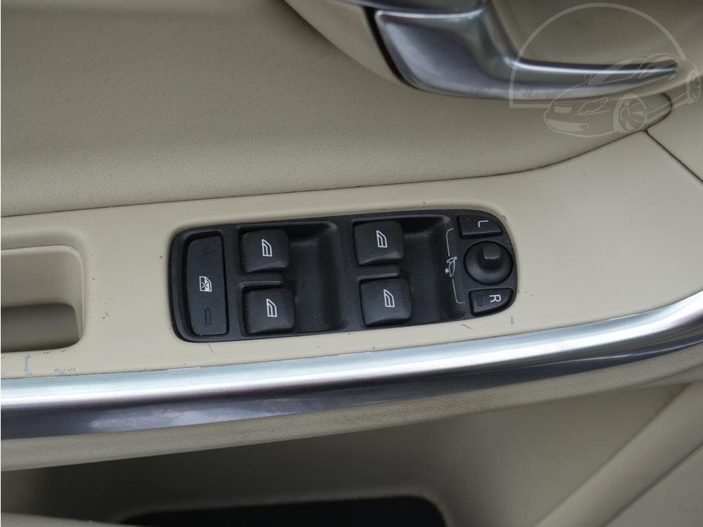 2011 Volvo V60 - 11