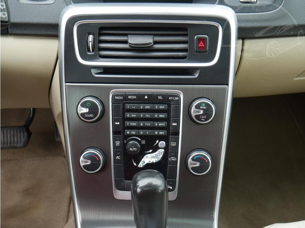 2011 Volvo V60 - 14