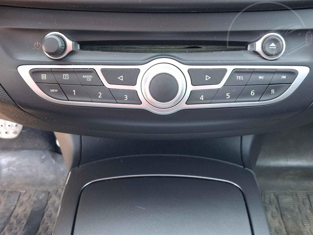 2013 Renault LAGUNA - 13