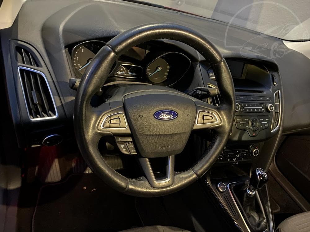 2016 Ford FOCUS - 12