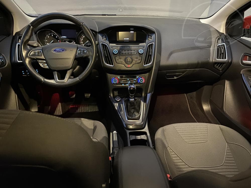 2016 Ford FOCUS - 8