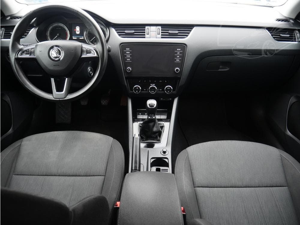 2017 Škoda OCTAVIA - 8