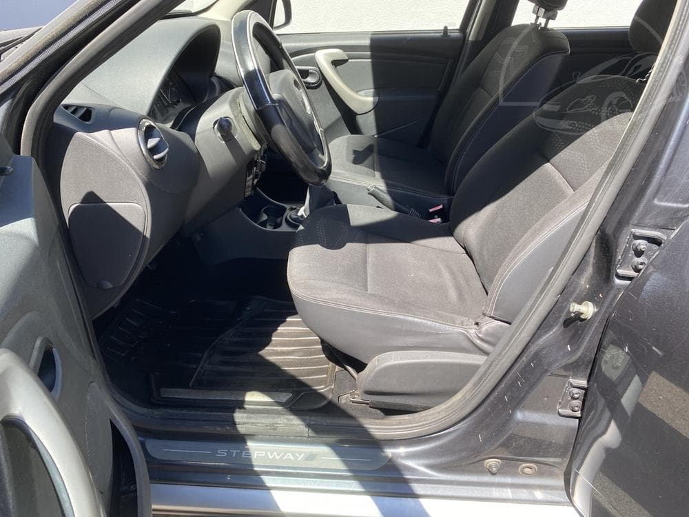 2010 Dacia SANDERO - 9