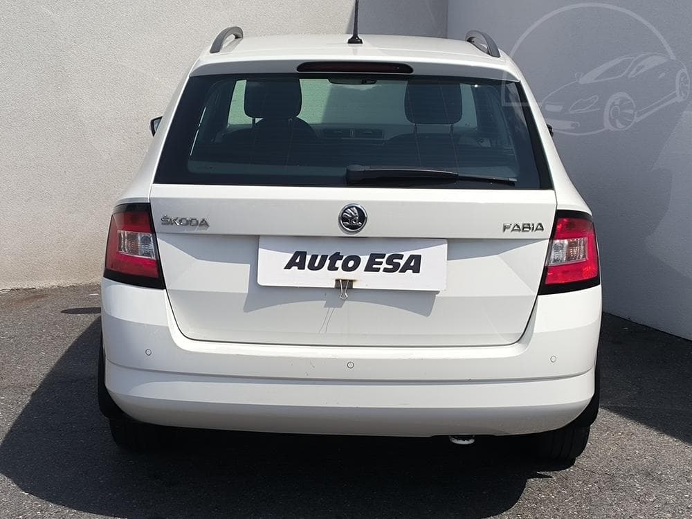2016 Škoda FABIA - 9