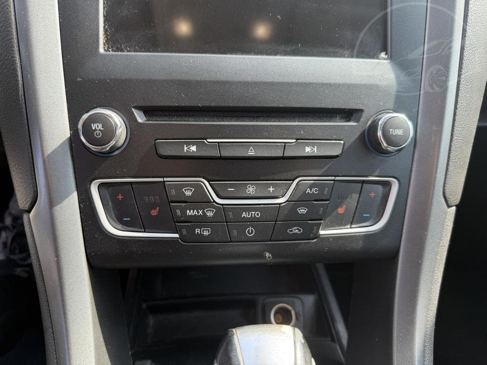 2017 Ford MONDEO - 97