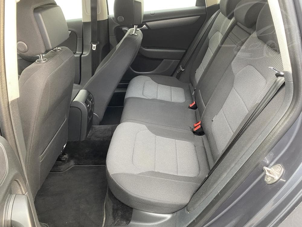2014 Volkswagen PASSAT - 19