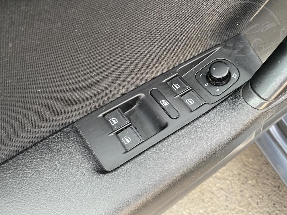 2014 Volkswagen PASSAT - 25