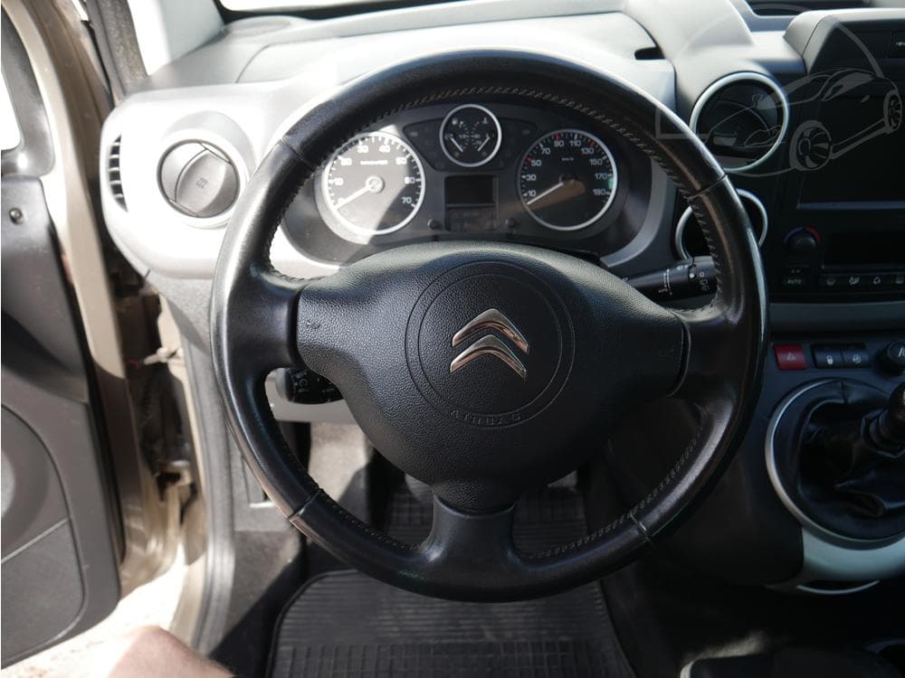 2015 Citroen BERLINGO - 27