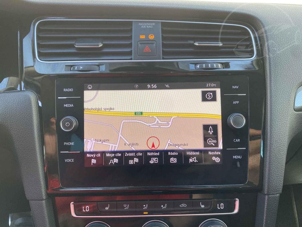 2019 Volkswagen GOLF - 16