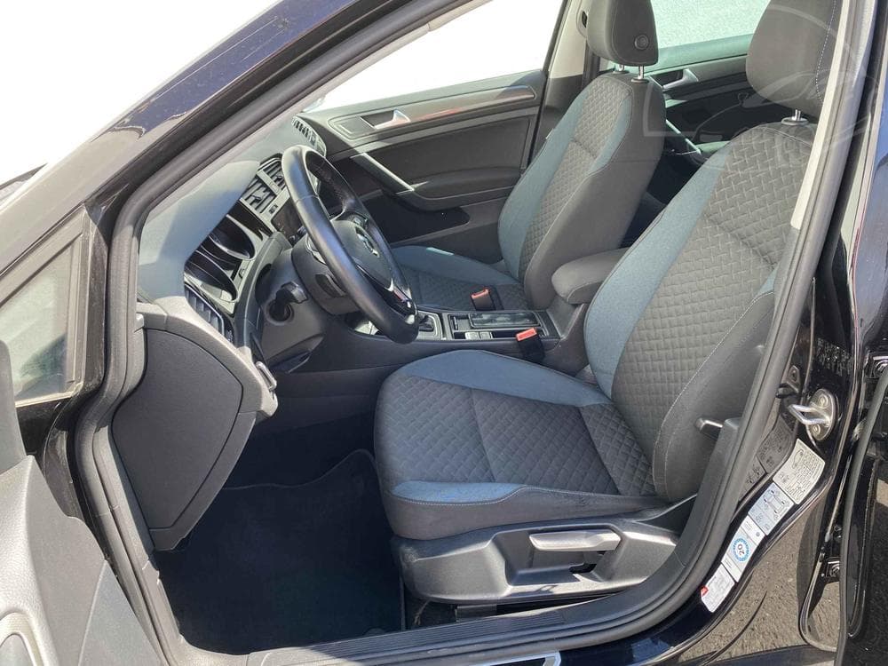 2019 Volkswagen GOLF - 9