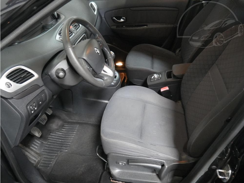 2010 Renault SCENIC - 9