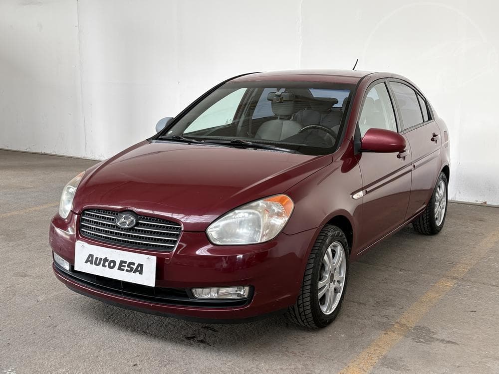 2007 Hyundai ACCENT - 3
