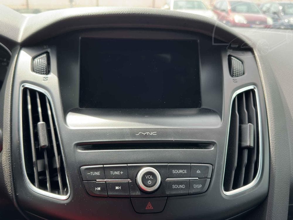 2017 Ford FOCUS - 13