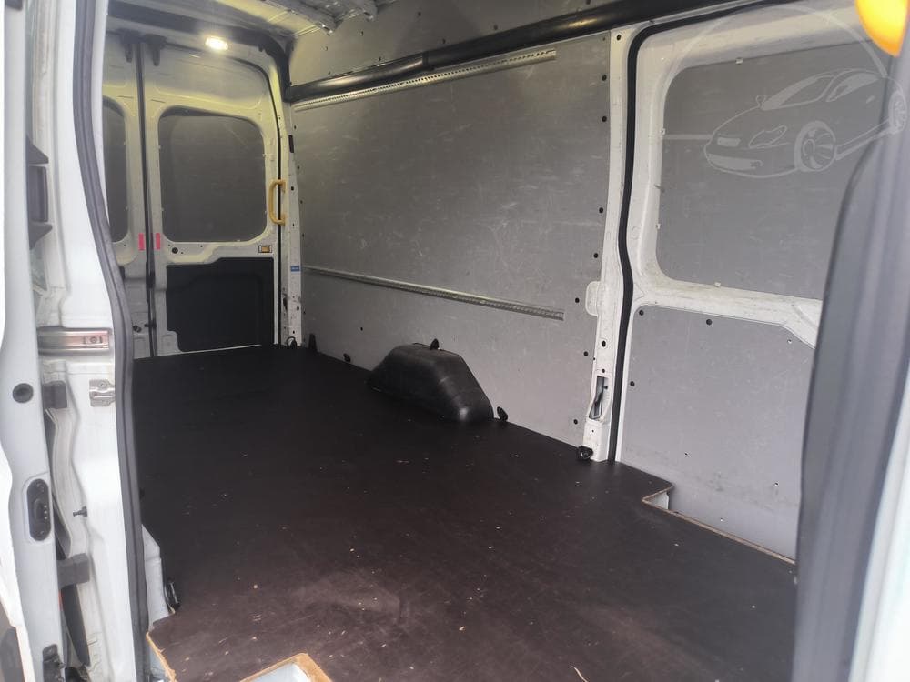 2017 Ford Transit - 10