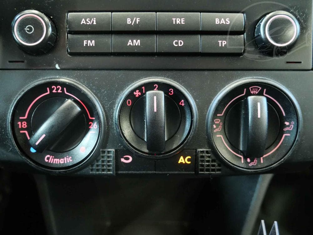 2008 Volkswagen POLO - 16