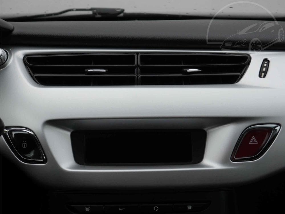 2010 Citroen C3 - 11