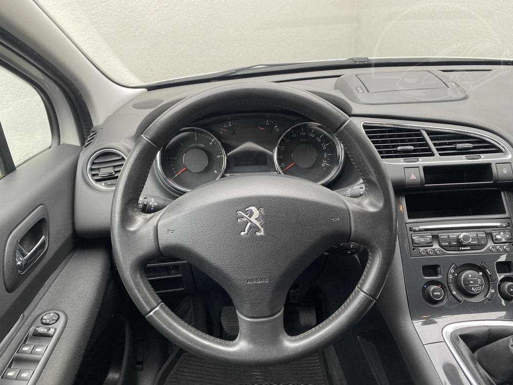 2016 Peugeot 3008 - 21
