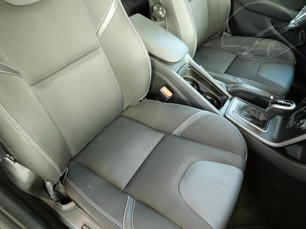 2018 Volvo V40 - 11